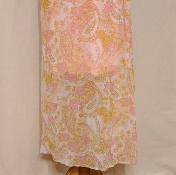 ‼️3 for $60‼️ 3rd+Malt Pink Floral Patterned Cut-out Sides Open Back Maxi Dress - Picture 12 of 12